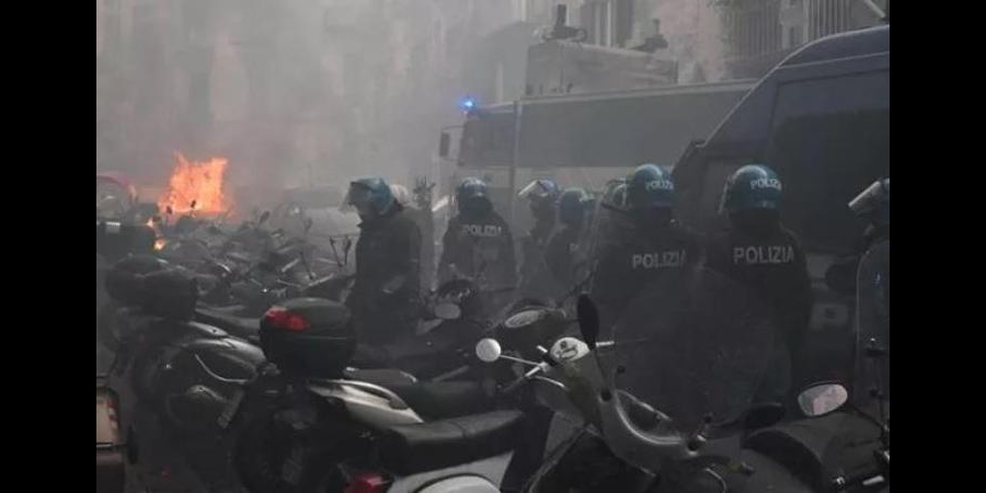 NAPOLI, CONTINUANO A CHIAMARLO CALCIO